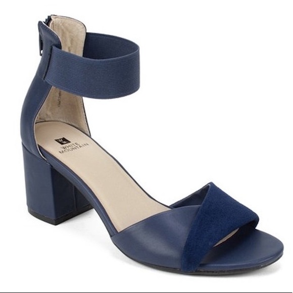 White Mountain Shoes - WHITE MOUNTAIN Criss Crossed Ankle Strap Sandals